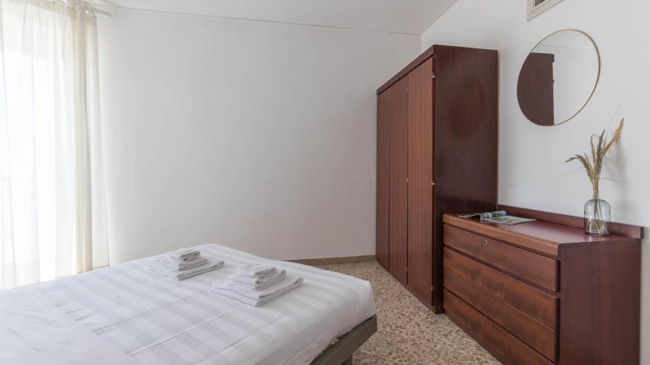 Ferienwohnung Italianway - Sant'Erasmo 3 Taggia Exterior foto